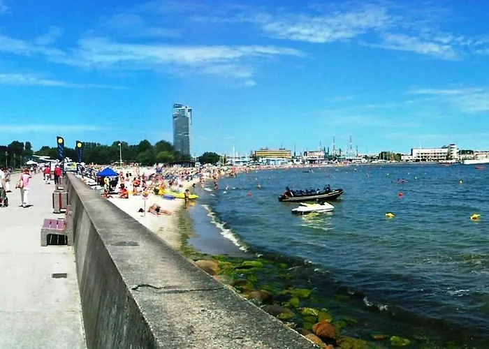 Salon Z Aneksem W Centrum Gdyni Niedaleko Morza! Gdynia
